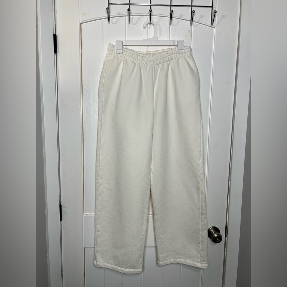 Velour Garments 600 GSM 'Bone White' Straight-leg Pants × 1